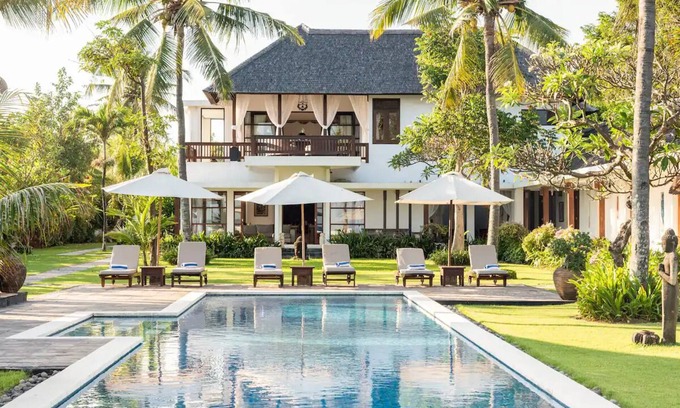 Banjarangkan Villa | Bougain Villa - Fantástica escapada frente al mar