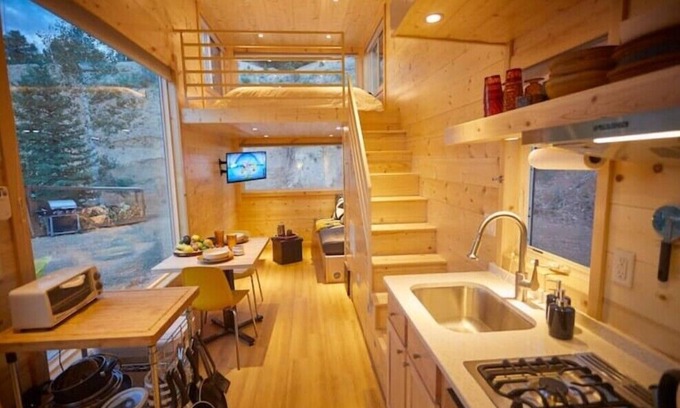 Arroyo Hondo Casa | Bougie TinyHome w Mountain Views,HotTub, Just 2 mi. from Black Rock Hot Springs