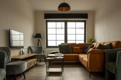 Ronse Casa | Boulevard 63
