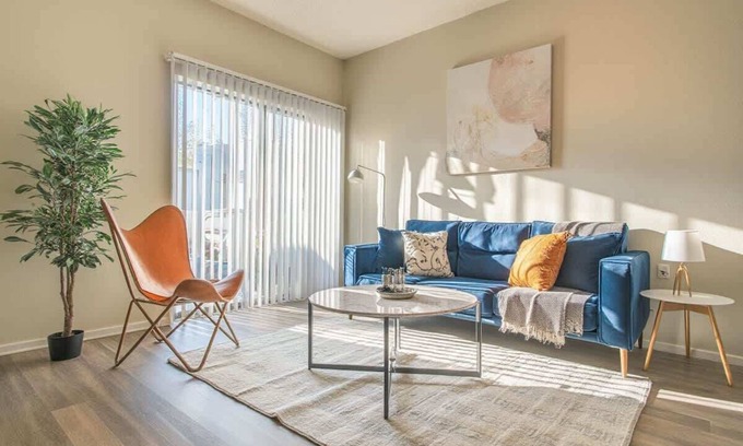 Irving Apartamento | Peaceful 1BR King Suite w/ Pool, Gym & Parking 04