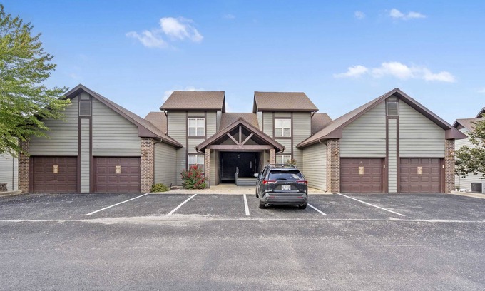 Branson West Cabina | Bounty of Birdie Lane | Golf Courses, Playgrounds & Pool