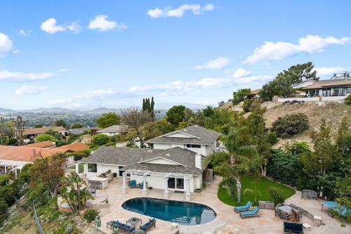Thousand Oaks Casa | Bouquet Cottage home