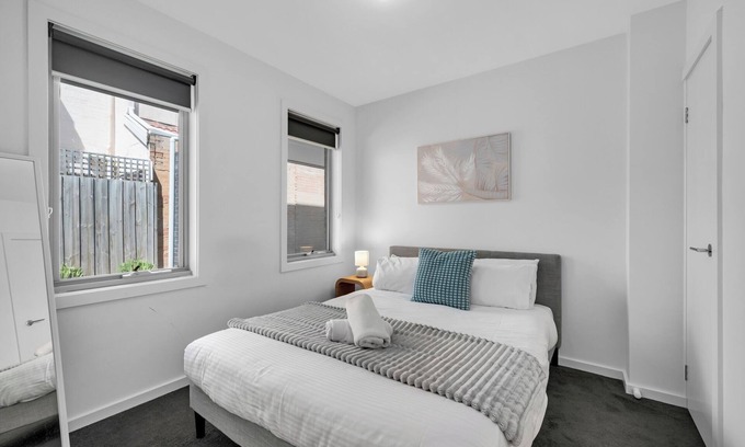 Brunswick Casa | Boutique 3 Bedroom Townhouse in Brunswick East