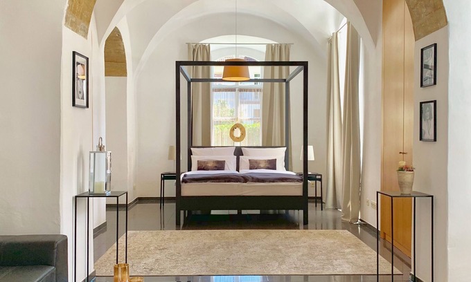 Klosterlangheim Apartamento | Apartamento boutique en un entorno histórico.