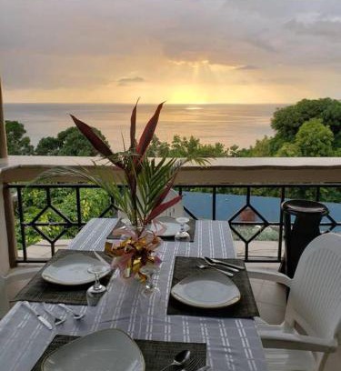 Cave Cama Y Desayuno | Boutique B&B at Stone Village