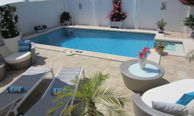 Benalmadena Cama Y Desayuno | Boutique Bed & Breakfast Suite with Pool,Garden,Sunroom w/ Panoramic Sea Views