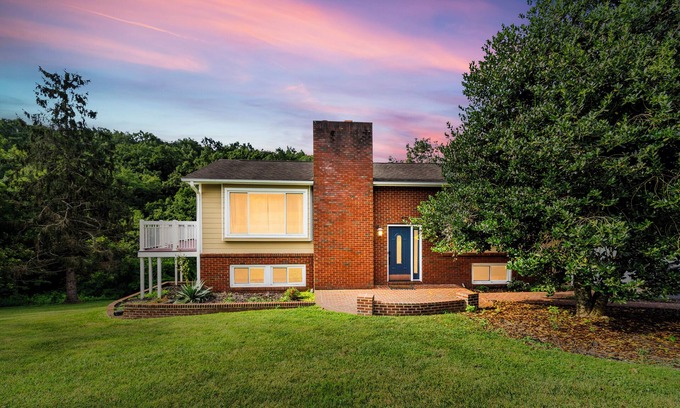 Farmview - Ramble Casa | Boutique Blacksburg Getaway
