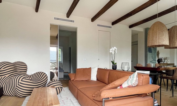 Como Apartamento | Boutique designer apartment with lake view and large terrace
