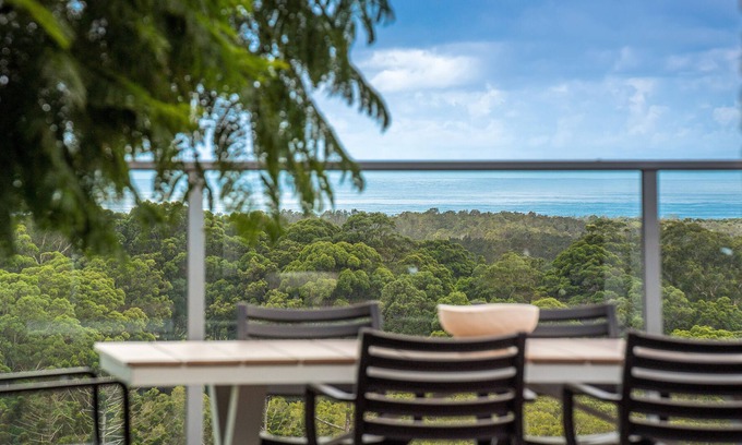 Sleepy Hollow Casa | Boutique farm accommodation only 5 minutes away from the Beach.