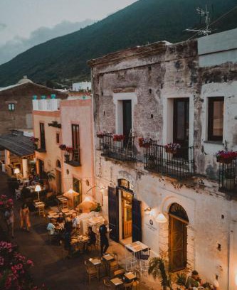 Santa Marina Salina Hotel | Boutique Hotel I Cinque Balconi