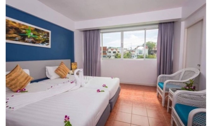 Karon Hotel | 😉 Hotel boutique, habitación familiar estándar # 08, Karon Beach
