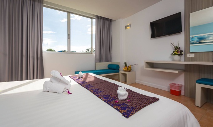 Karon Hotel | 😉 Hotel boutique, habitación superior # 08, Karon Beach