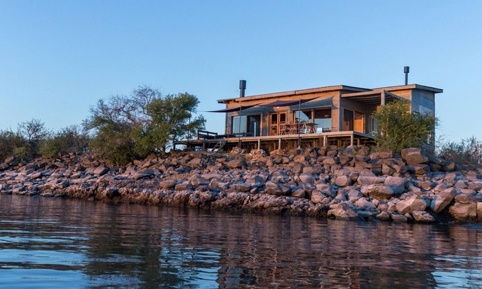 Rio Negro Casa | Casa Boutique en el Lago. Experiencia única. Ecológico. Naturaleza pura