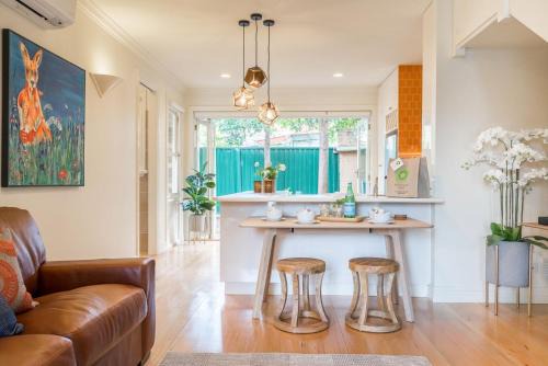 Richmond North Casa | Boutique Stays - Buckingham