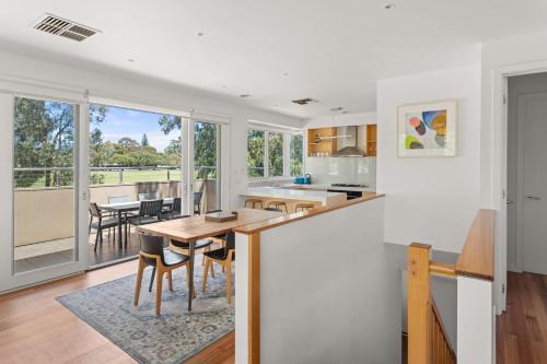 Hampton Casa | Boutique Stays - Flora