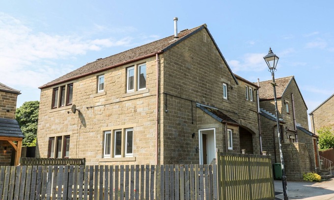 Cartworth Cabaña | BOWSHAW, with a garden in Hade Edge, Yorkshire