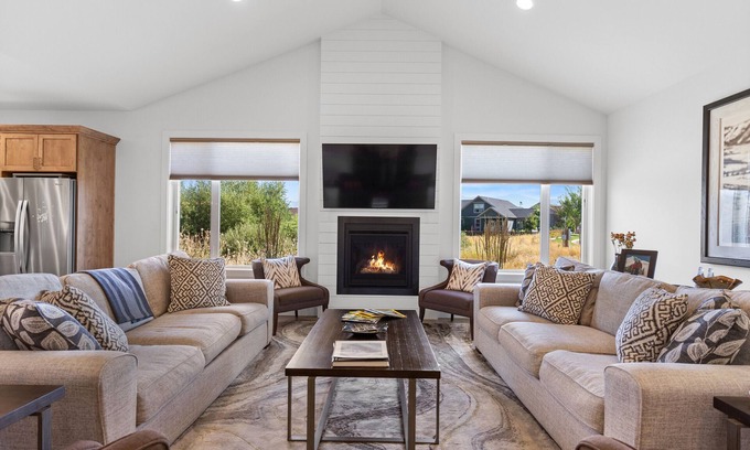 Bozeman Casa | Bozeman Prairie Craftsman