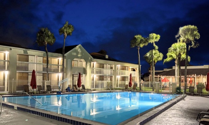 Kissimmee Hotel | Bposhtels Orlando Disney