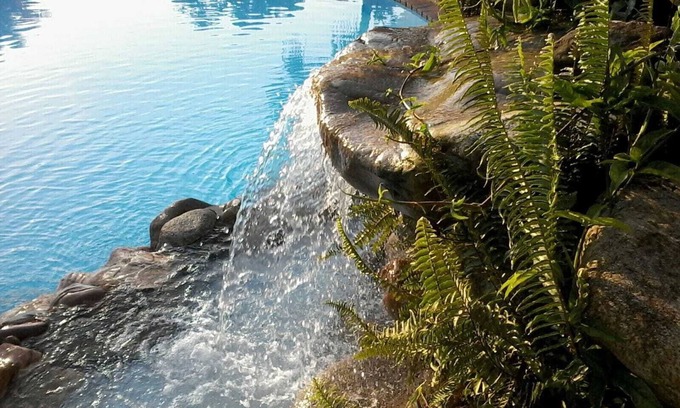 Balneario Praia do Pernambuco Casa | Italian Villa – Pool, Garden, Leisure and Comfort 8 minutes from the beach in Guarujá