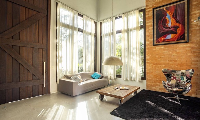 Barra da Tijuca Casa | 3-bedroom Villa in front of beach in gated compound in Barra da Tijuca, Rio