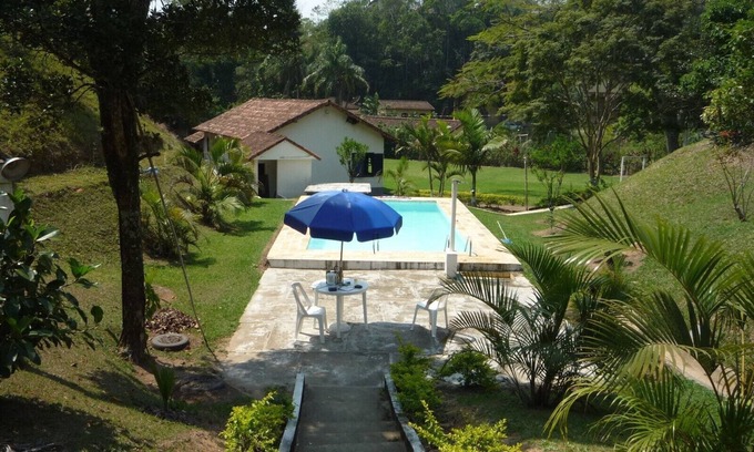 Mendes Casa | 8 habitaciones, casa principal y casa de huéspedes, 5 baños, piscina, sala de juegos, barbacoa