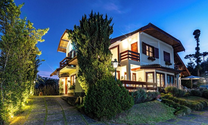 Jardim Andira Cabaña | High standard house in gated community