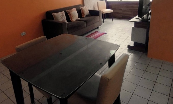 Piedade Apartamento | Apartamento completo a uma quadra da praia, localização próximo ao comércio.