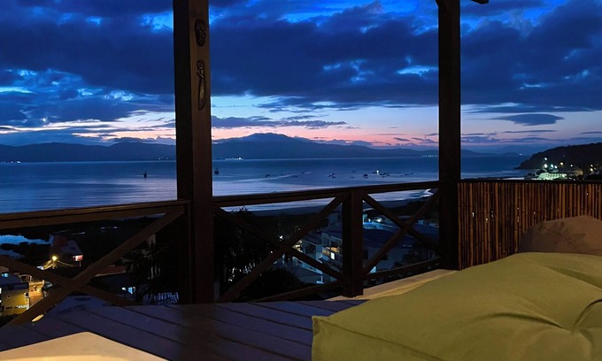 Ponta das Canas Casa | SEA VIEW house with jacuzzi on the terrace - Between Ponta das Canas and Cachoeira