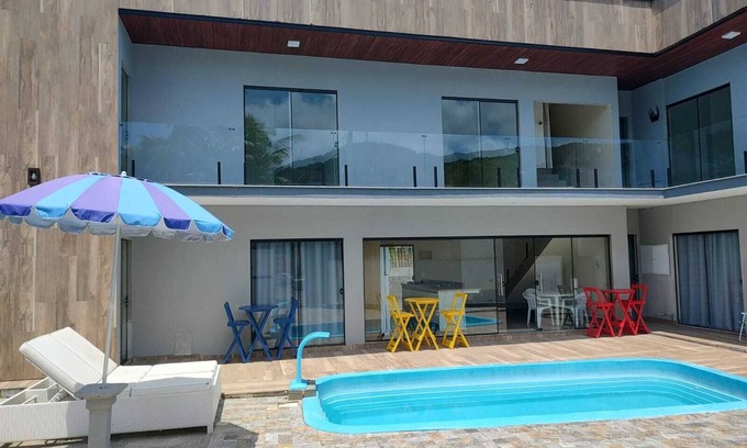 Estaleiro Casa | Pousada em Praia Agreste de Balneário Camboriú - SC
