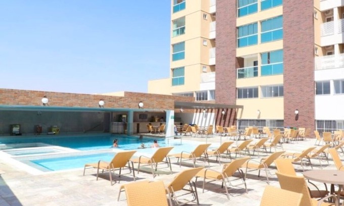 Caldas Novas Apartamento | Piazza with access to the Acqua Park