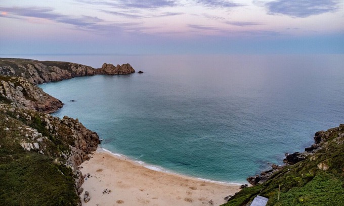Porthcurno Casa | Bracken Bank - Four Bedroom House, Sleeps 8