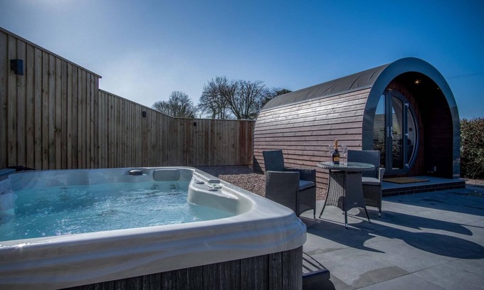 Tenby Apartamento | Bracken Burrows - 1 Bedroom Pod - New Hedges