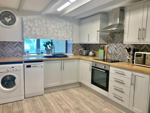 Johnston Casa | Bracknell Cottage