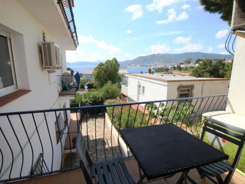 Llanca Apartamento | BRAMANT 5 - Primera planta con terraza, vistas al mar y parking. - ES-228-77