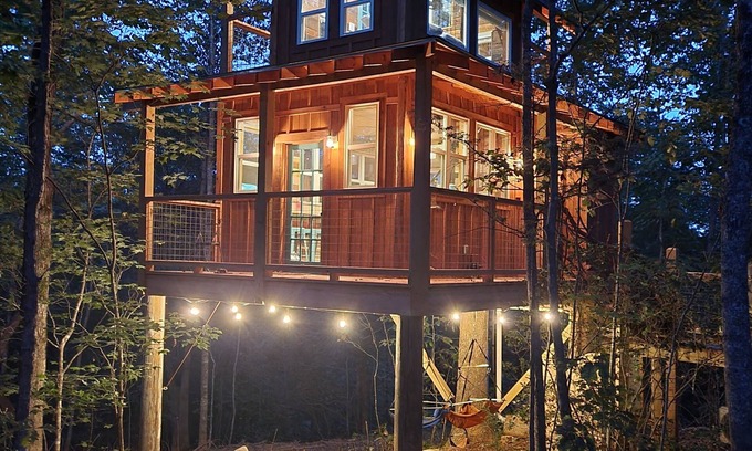 Pickens Cabina | Branches Up Tree House Mountain Getaway