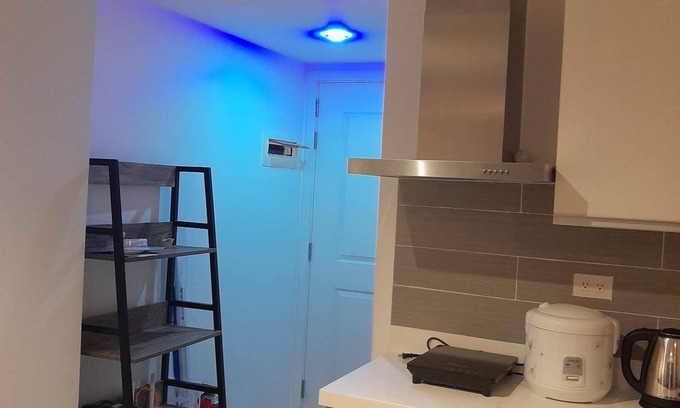 Paranaque Condominio | Brand New 1 bedroom Condo in Metro Manila near BGC near airport