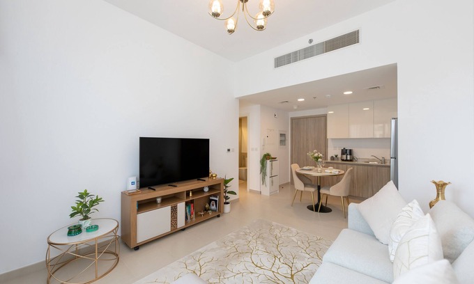 Dubai Apartamento | Brand New 1BR APT with a Pool, Gym & Games area