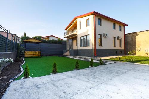 Tbilisi Casa | Brand-New 2BR House with Garden