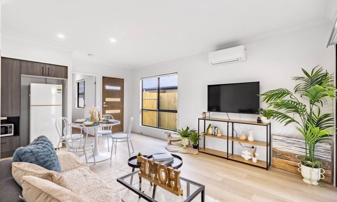Browns Plains Casa | Brand New! 2BR well-designed home @Brown Plains