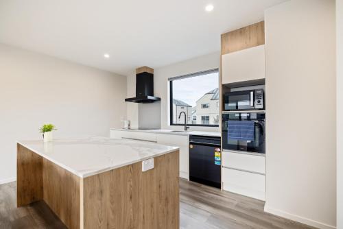 Christchurch City Centre Apartamento | Brand New 3BR with garage - Your Base to Explore the CBD