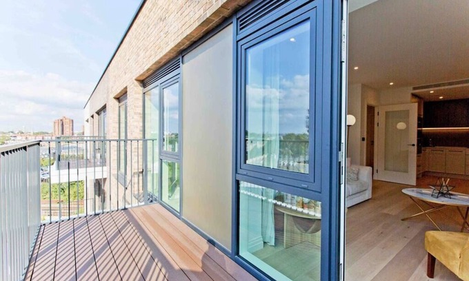 Chelsea Riverside Apartamento | Brand new , AC Luxury 2bed 2 bathrooms spacious