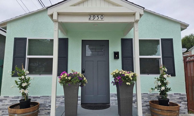 Harbor Apartamento | Brand new ADU back house with private patio perfect for traveling nurses