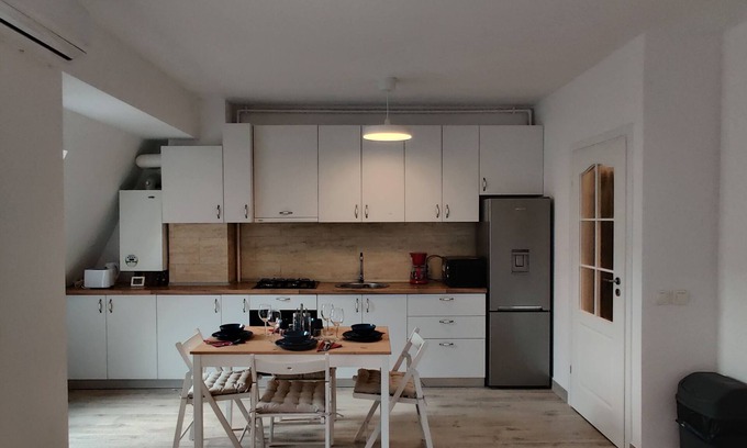 Otopeni Apartamento | Brand new apartment near Otopeni Airport, Therme SPA, Edenland Adventure Park.