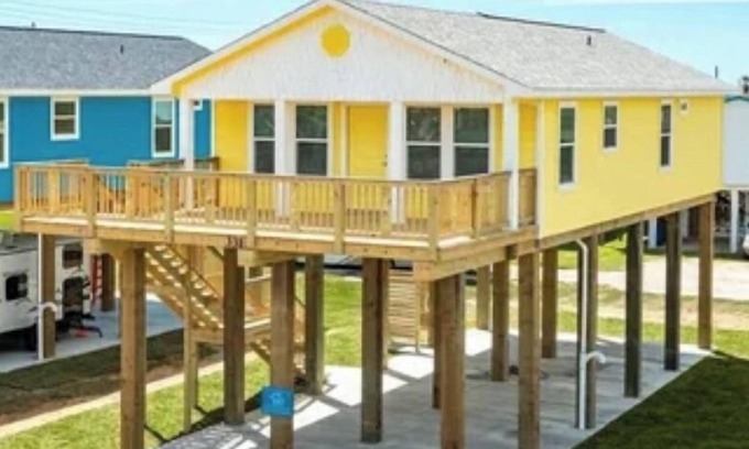 Surfside Beach Casa | Brand new beach home 3BR near beach and fishing