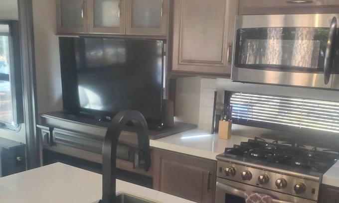 Missoula Casa | Brand new camper in paradise