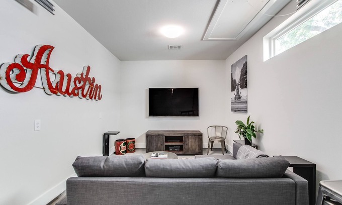 Chestnut Casa | ¡Nueva casa central de Austin! Una joya única en el centro de la ciudad !!