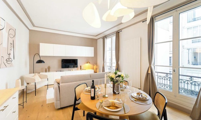 L'Europe Apartamento | Brand new Champs Elysees Appartment