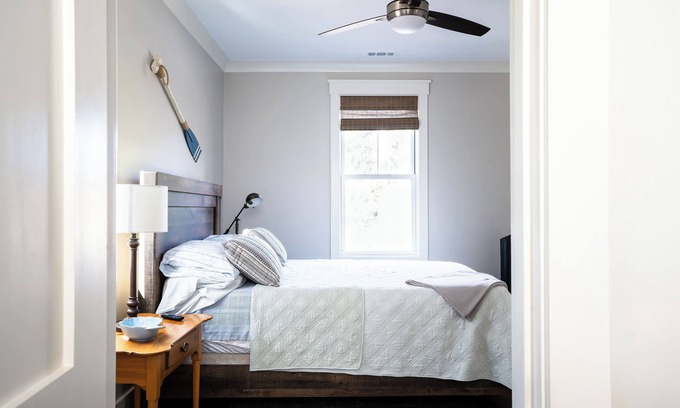 Northwest Quadrant Casa | Brand New Charming Cottage :2-bedroom house with AC in Downtown Beaufort