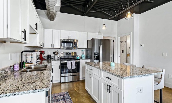 Nashville Apartamento | Brand New Condo near downtown Nash w washer dryer