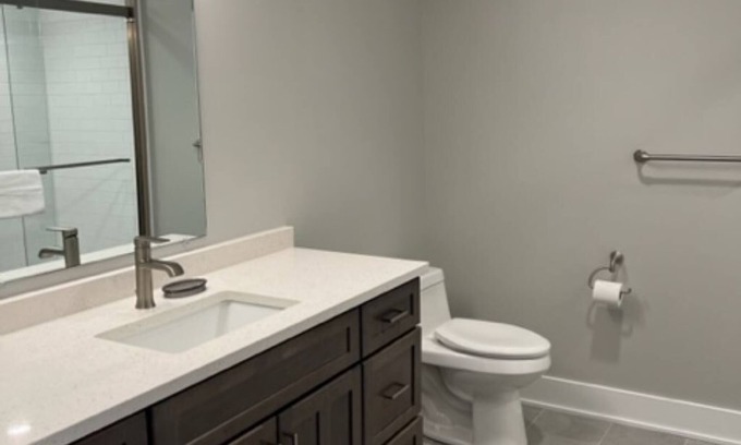 Canandaigua Condominio | Brand new condo on north end of Canandaigua Lake!